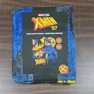 Marvel X-Men '97 Silky Soft Throw - Blue, Yellow, Black